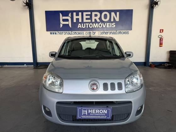 FIAT UNO 1.0 EVO VIVACE 8V FLEX 4P MANUAL FIAT UNO 1.0 EVO VIVACE 8V FLEX 4P MANUAL